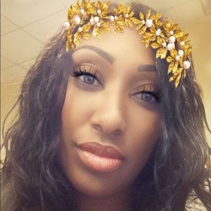 Meet your Posher, Yoshiko